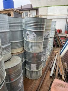 Продаем ёмкости из нержавейки б/у различной емкости от 45 руб. за к.г.